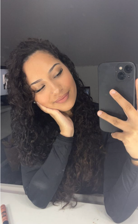 Sarah, 21