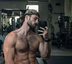 Daniel, 31